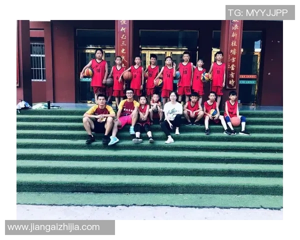 广场舞与篮球少年之间的青春碰撞与文化交融探讨