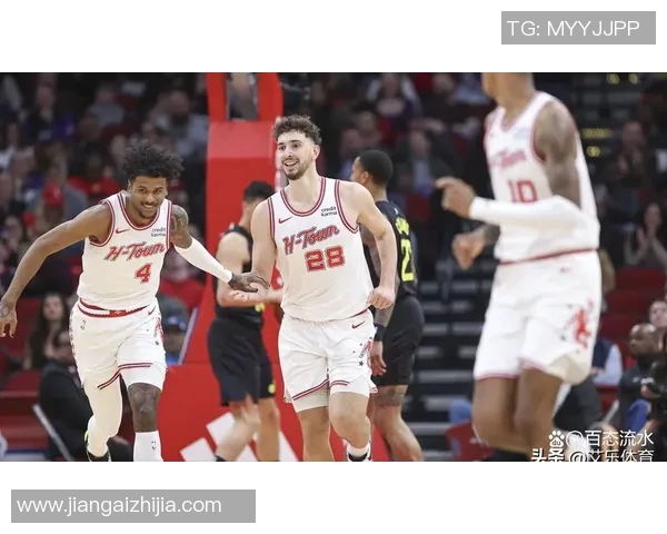 火箭对阵爵士精彩直播全程回放与赛后分析尽在这里