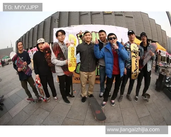 重庆滑板队在滑板节奏排行榜中荣获第八名展现出色实力与团队风采 重庆滑板队在滑板节奏排行榜中荣获第八名展现出色实力与团队风采