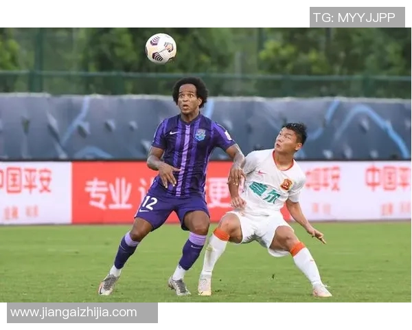 阿尔拉扬对决强敌展现球队实力与战术风采的精彩赛事分析