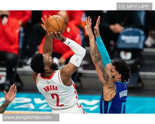 黄蜂与公牛比赛数据深度分析及战术对比探讨 黄蜂与公牛比赛数据深度分析及战术对比探讨